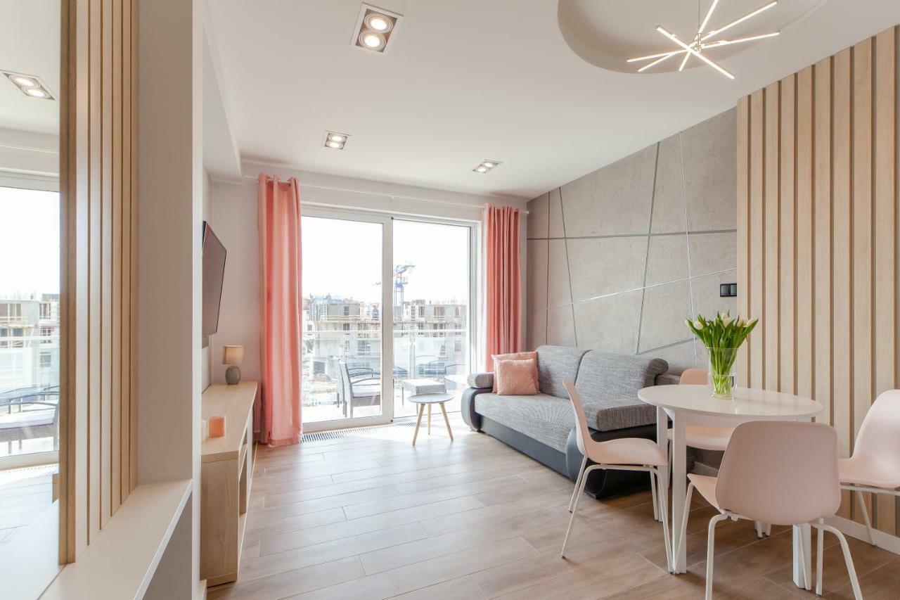 Apartment Pink Flamingo By Noclegi Renters Miedzyzdroje Dış mekan fotoğraf